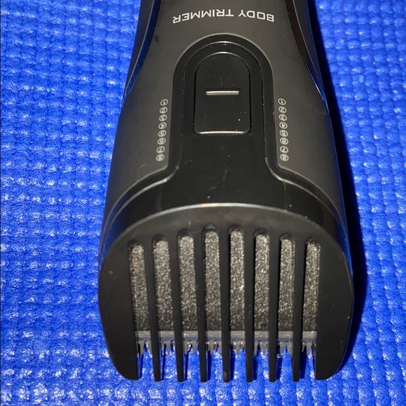 ManGroomer Grooming Mangroomer Might Not Work For Parts See Pics